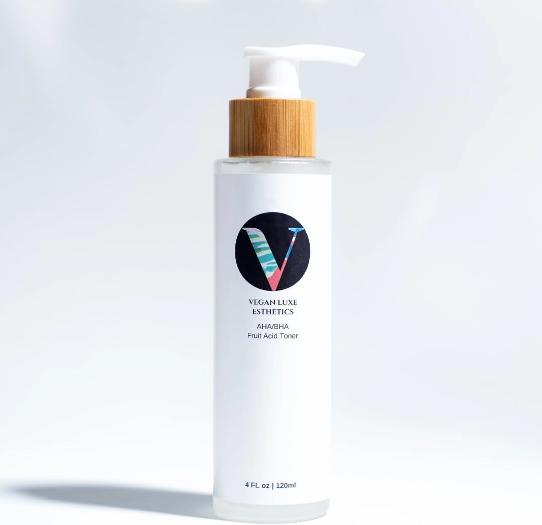 I AHA/BHA Fruit Acid Toner I Gentle Exfoliation, Brightens, Removes Hyperpigmentation, Controls Oil, Smoothes Fine Lines and Wrinkles.